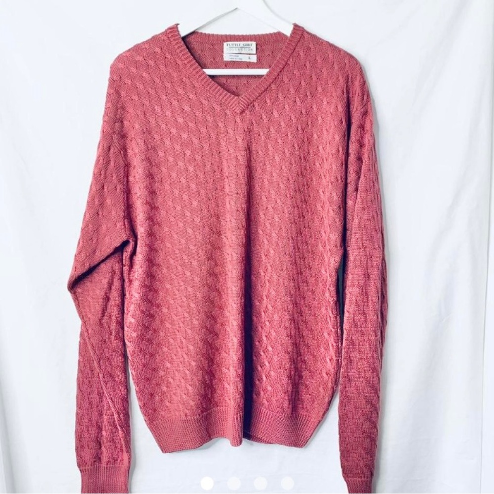 Tuttle 100% Silk Woven V-Neck Golf Sweater Size L in Coral Excellent Condition!
